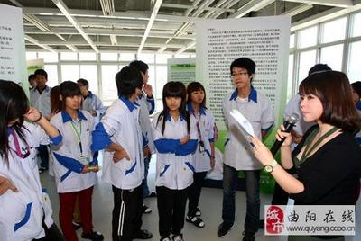 學生工工廠實習待遇與職業(yè)中介服務解析
